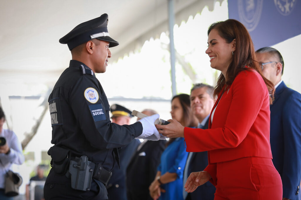 Con la reciente graduación de 39 cadetes, León da un paso firme hacia el fortalecimiento de su cuerpo policial.