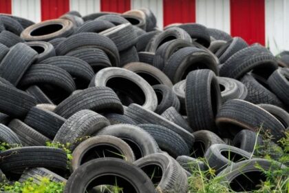 Llantatón: Solo se aceptarán llantas de coche y camioneta. Nada de neumáticos gigantes ni de tractores o motocicletas.