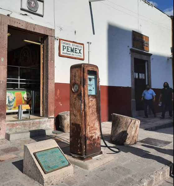BOMBA ANTIGUA