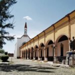 Entre 1943 y 1947, esta hacienda se convirtió en el hogar temporal de más de mil 400 refugiados polacos que huían de los horrores de la Segunda Guerra Mundial.